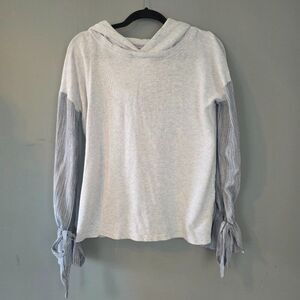 Women's Long Sleeved Hoodie, Grey Blue and White. Cotton. Size Medium